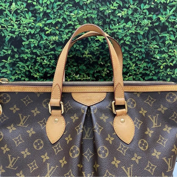 Louis Vuitton Palermo PM Monogram Shoulder Purse Crossbody Bag (SR4142) - Picture 4 of 16